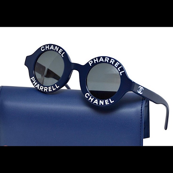 CHANEL Accessories - Chanel